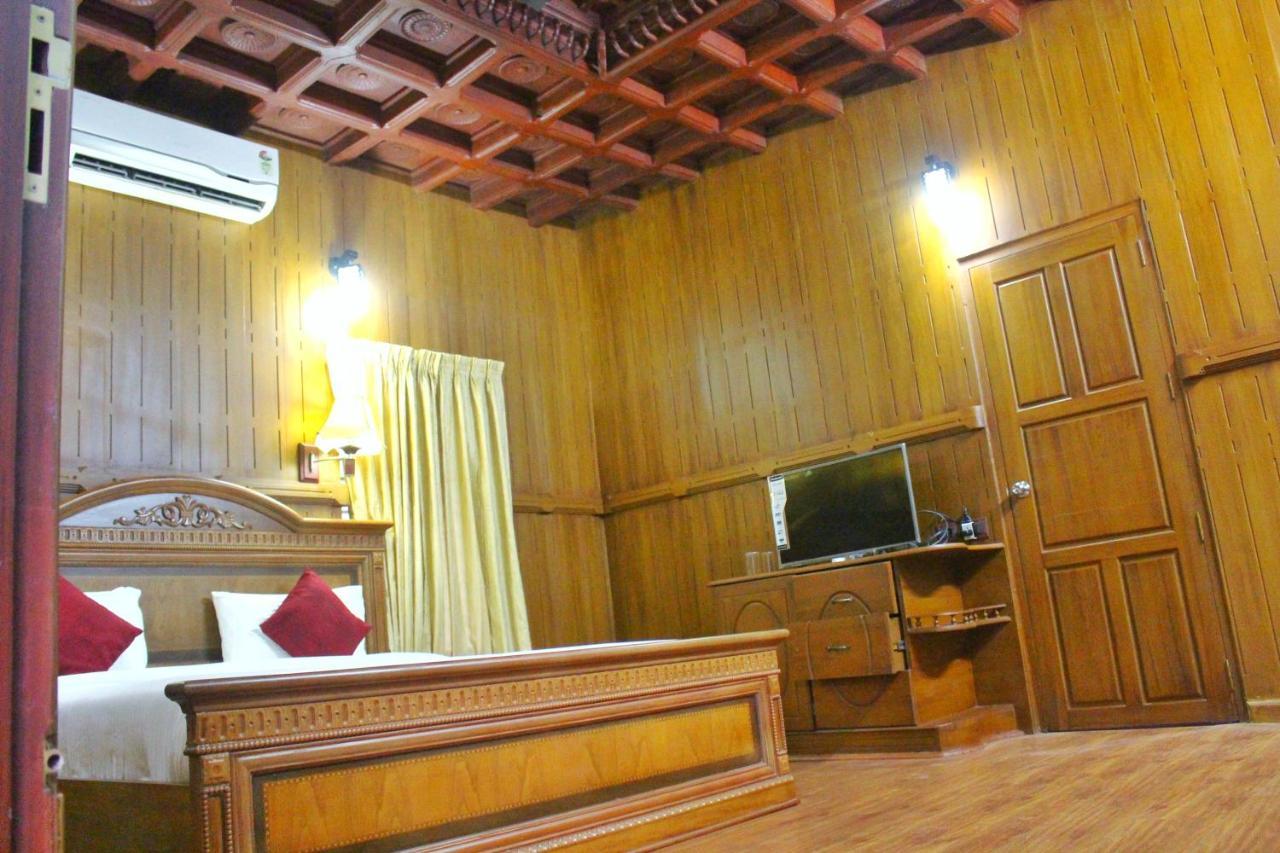 Hotel Nikhil Ayurvedic Heritage Varkala Exteriér fotografie