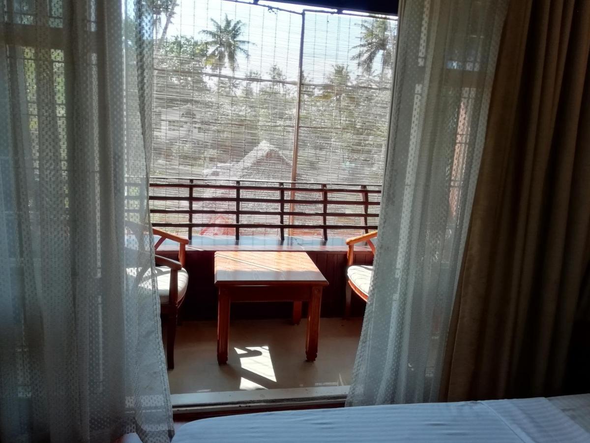 Hotel Nikhil Ayurvedic Heritage Varkala Exteriér fotografie